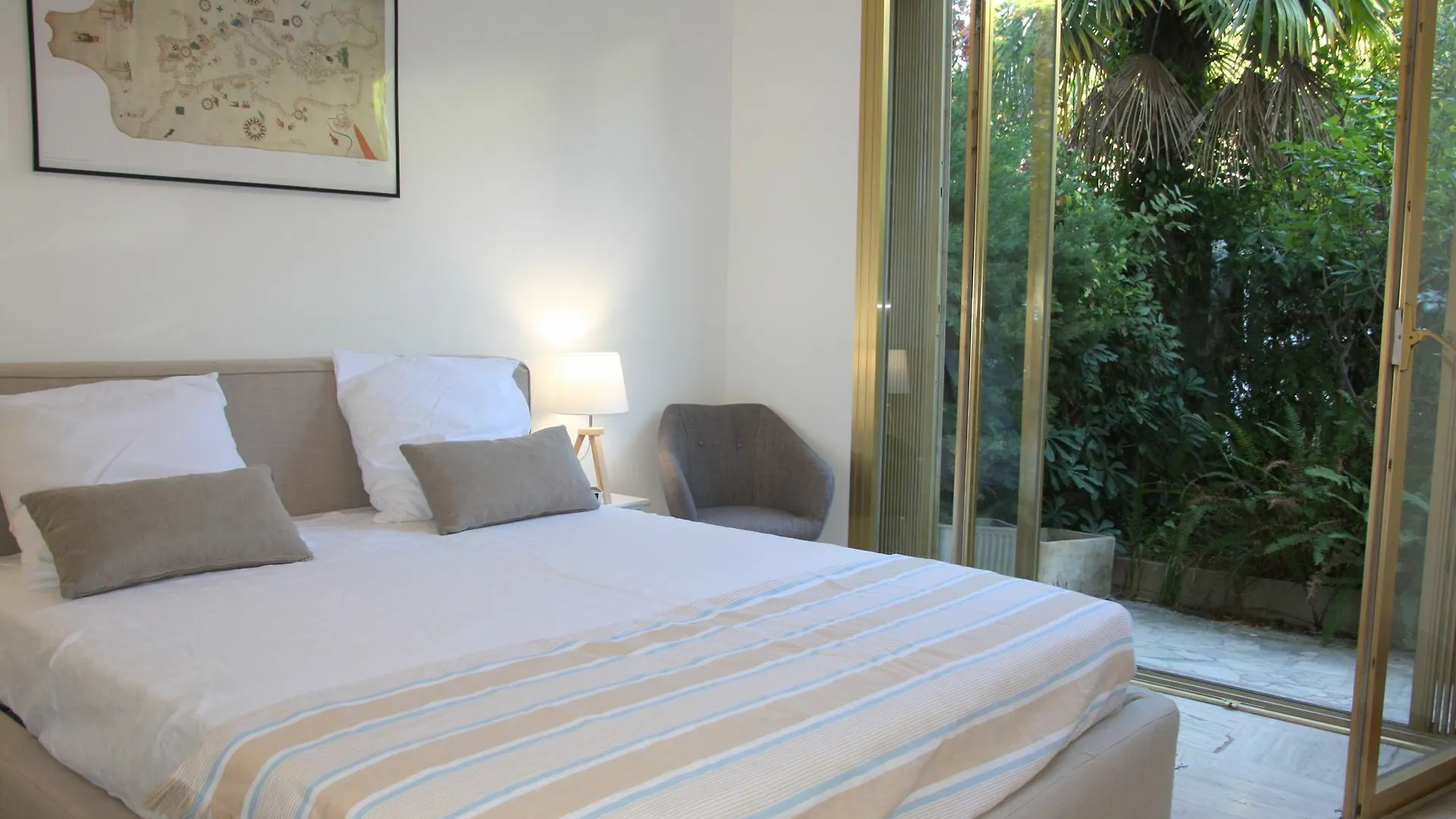 Happyfew - Appartement Le Parc Vigier Nice 0*,  France